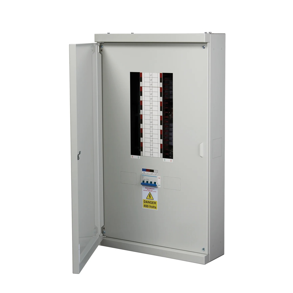 Chint 12-Way Three-Phase (TPN) Metalclad Distribution Board with 100A Incomer
