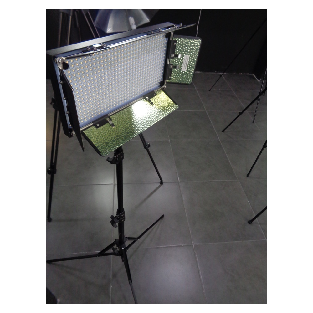 2.8m Heavy-Duty Air-Cushioned Metal Studio Light Stand